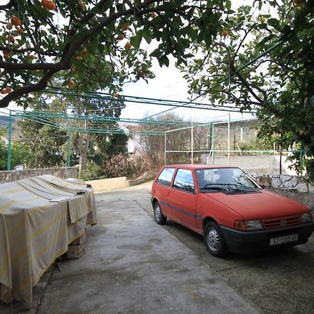 Apartments With A Parking Space Slatine, Ciovo - 1136 Exteriör bild